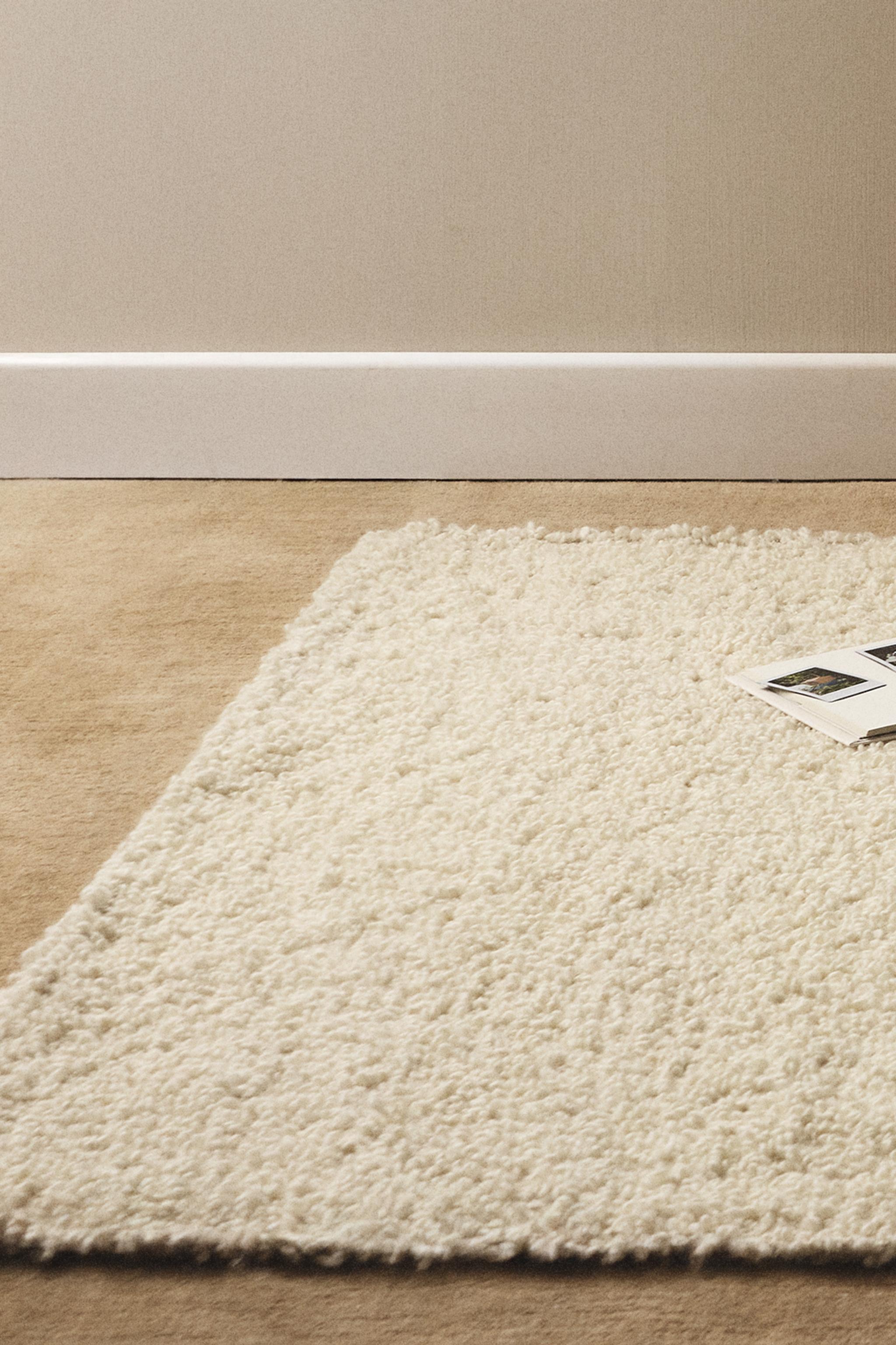 TAPIS LAINE TISSU BOUCLÉ
